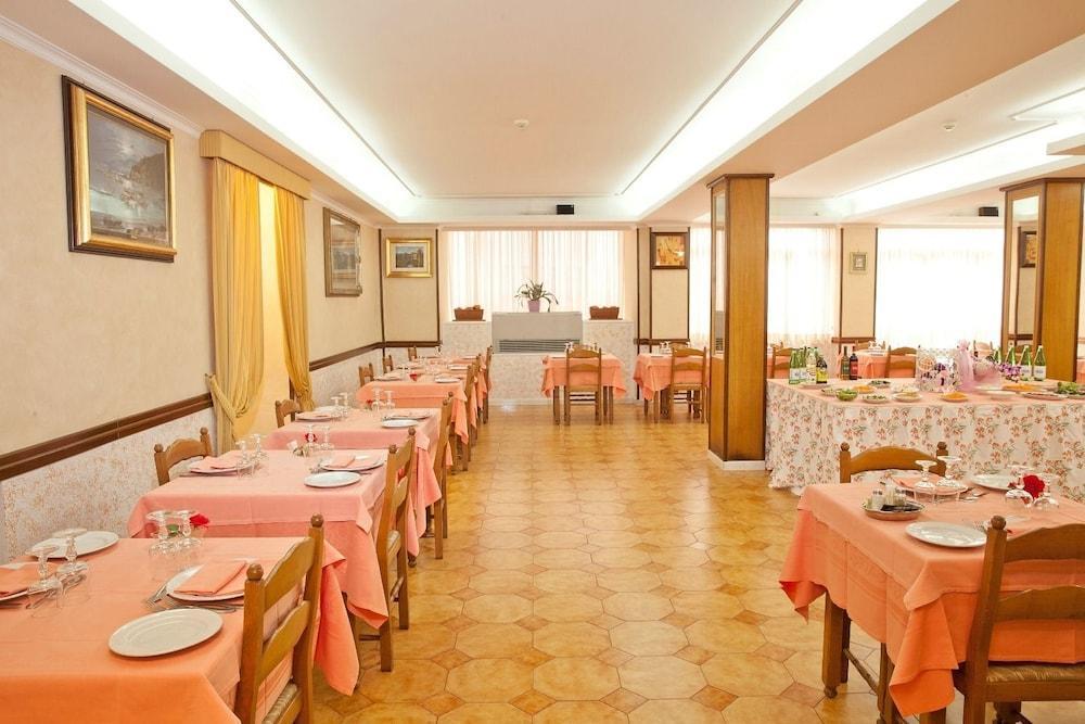 Hotel Ludovici Fiuggi Exterior photo